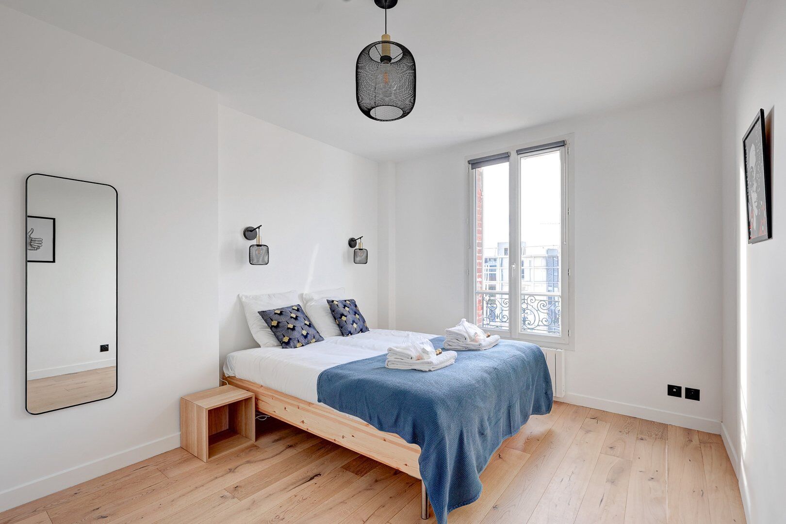 Chambre chambre suite modern art paris location appartement paris