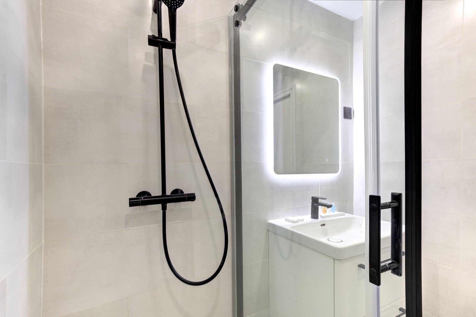 Salle de bain salle de bain suite dolce vita paris location appartement paris