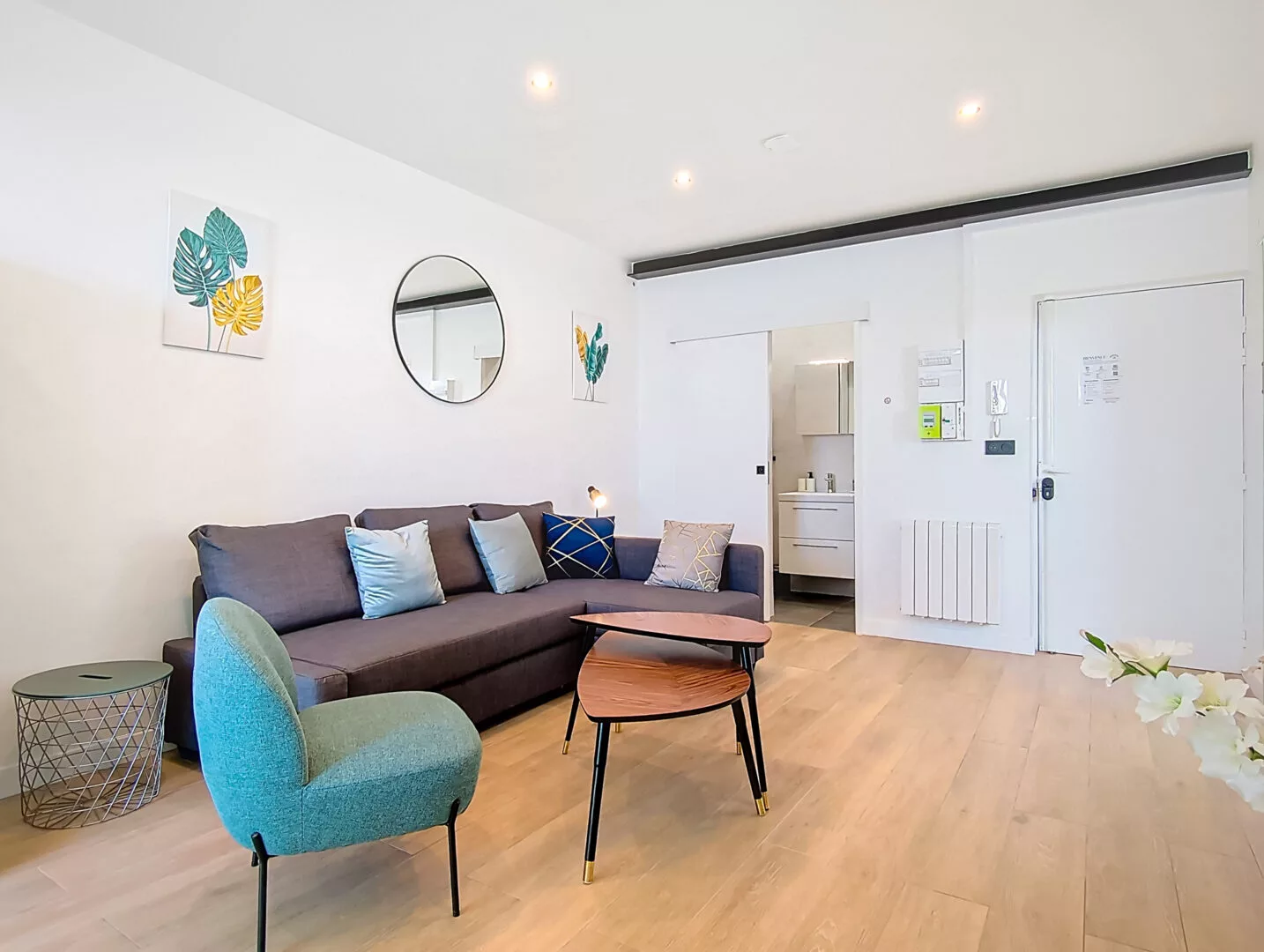 canape et salon location appartement court sejour argenteuil