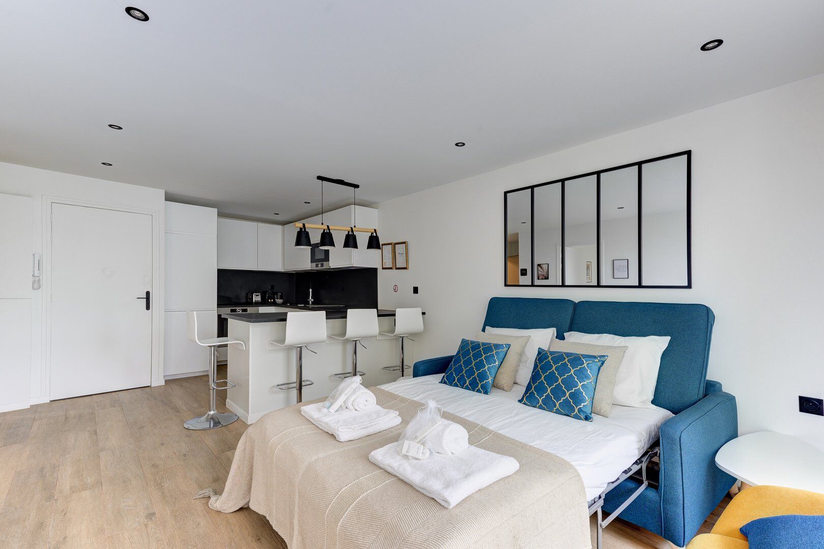Canapé lit canapé lit suite fès paris location appartement paris